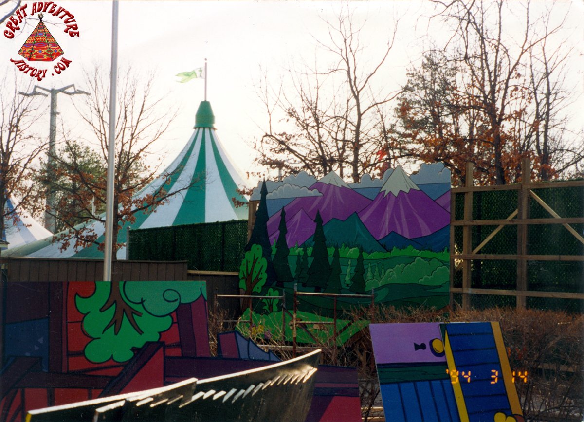 Bugs Bunny Land Backdrops At Six Flags Great Adventure
